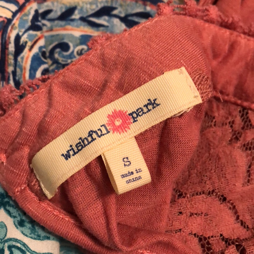 High neck tank